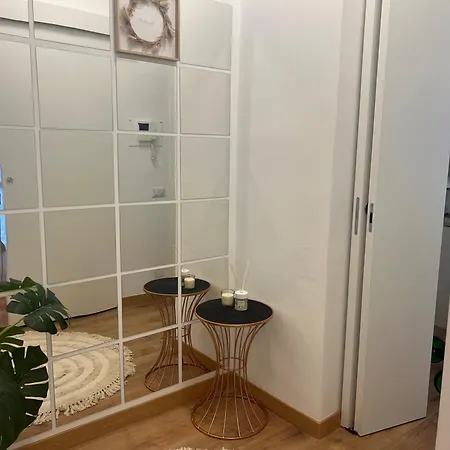 La Regina Delle Locazioni In Bocconi Apartment Milan