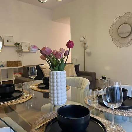 Apartment La Regina Delle Locazioni In Bocconi