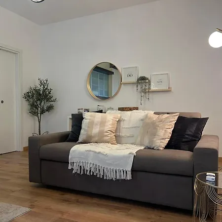 Apartment La Regina Delle Locazioni In Bocconi *