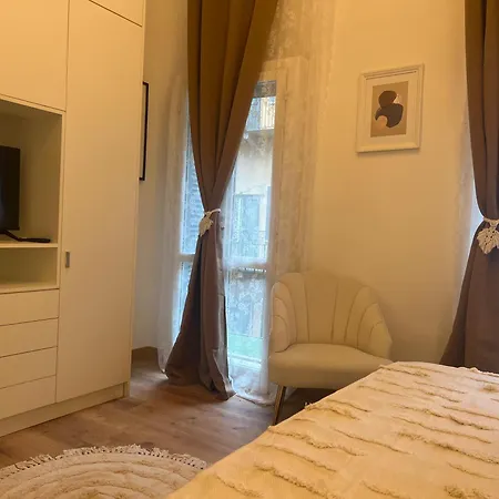 Apartment Acasadiimma 5 Min Da Bocconi 3 Stops Duomo E Navigli Con Wifi E Balcone